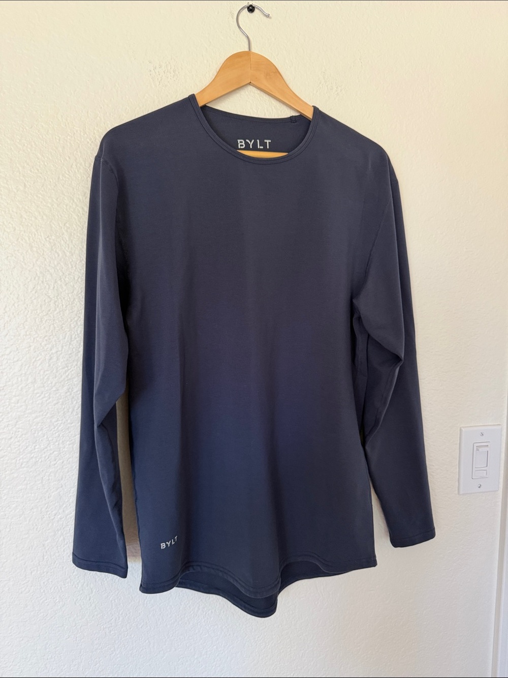 BYLT Men's Long Sleeve Crew Neck Shirt - Navy medium
